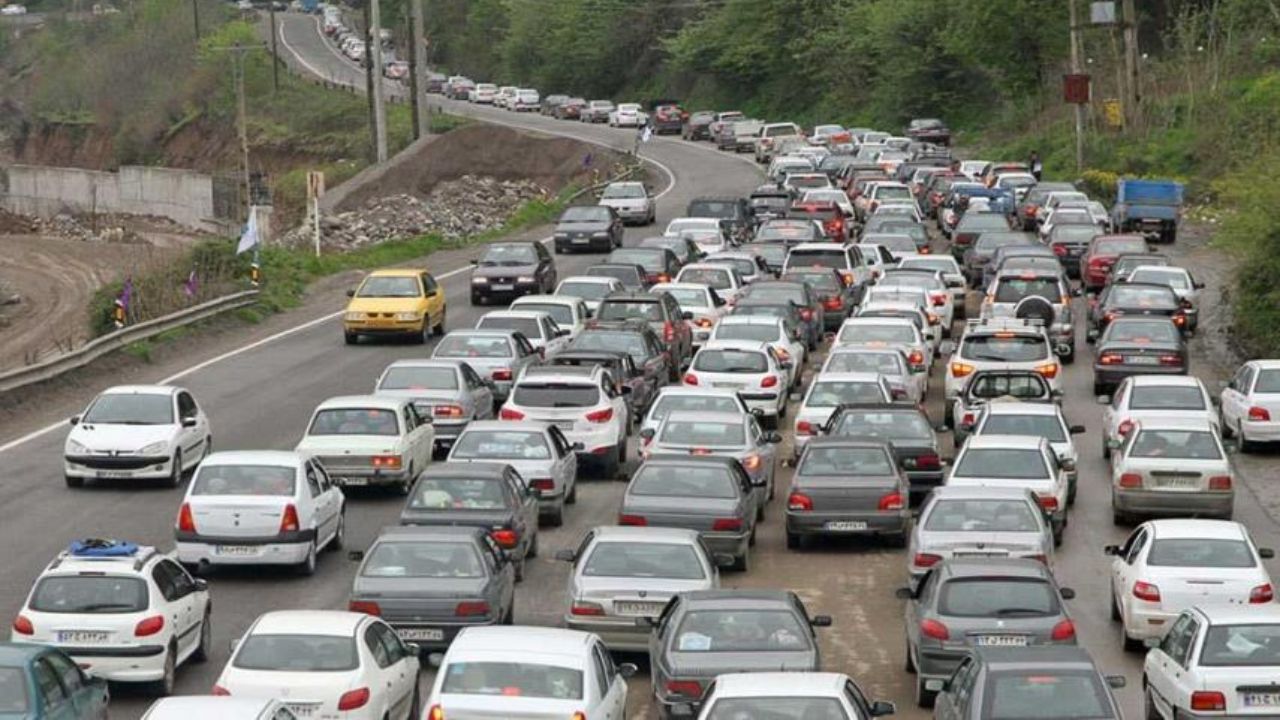 ترافیک سنگین همچنان در محور‌های شمالی کشور برقرار است