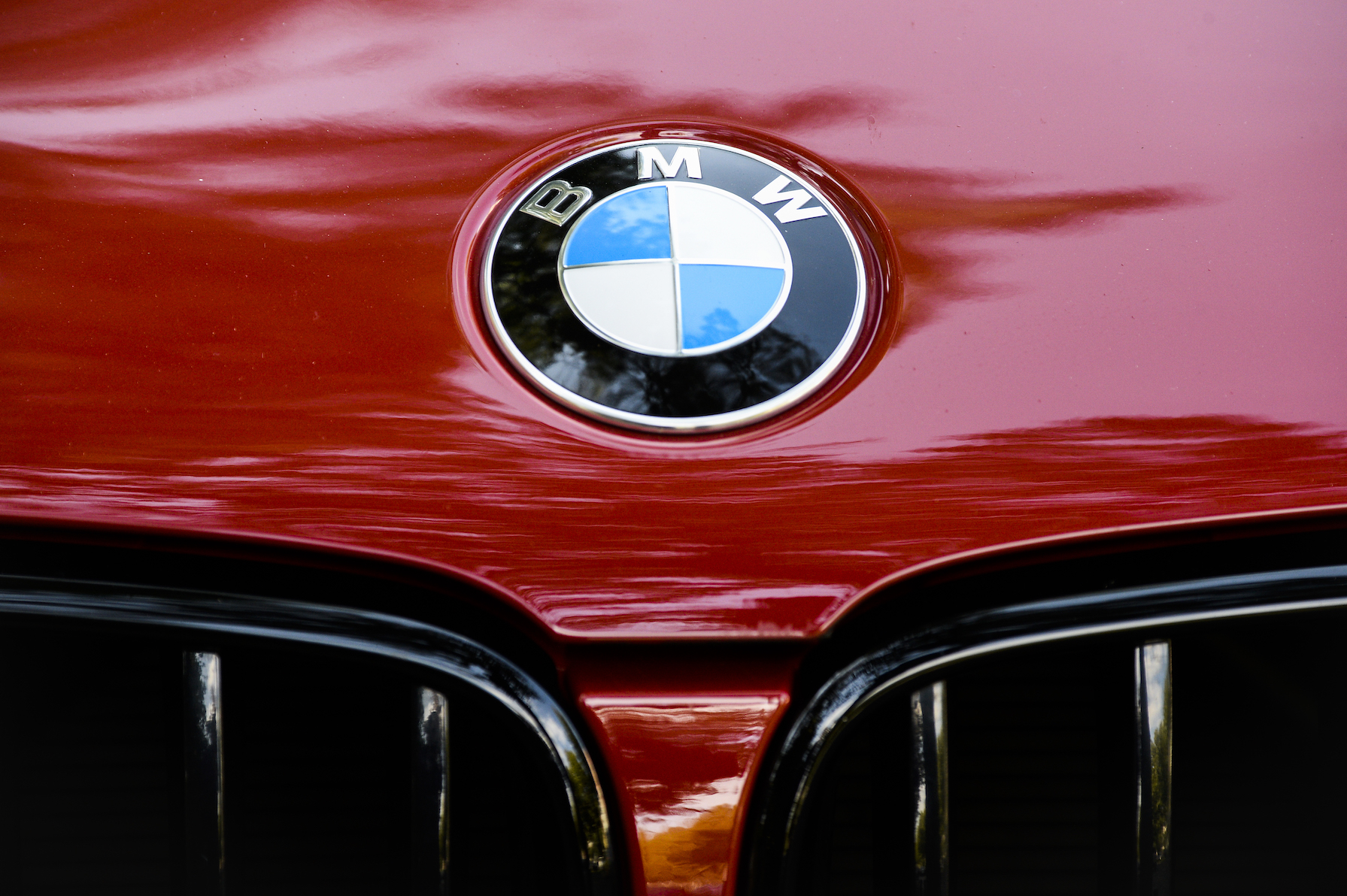 اصلی‌ترین مانع‌ برای تولید خودروهای برقی از زبان BMW‌