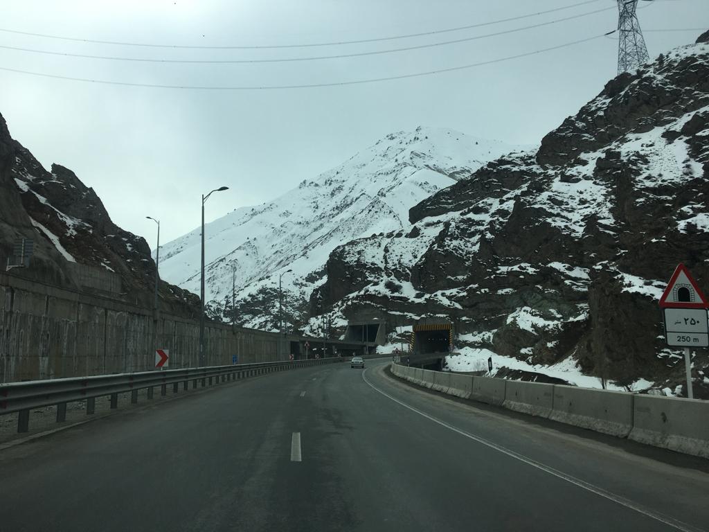 تردد وسایل نقلیه در جاده کرج - چالوس و آزادراه تهران - شمال ممنوع شد