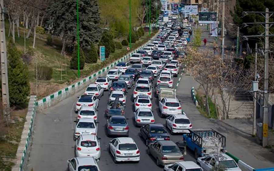 ترافیک سنگین در جاده های شمالی کشور و راه‌های منتهی به مشهد